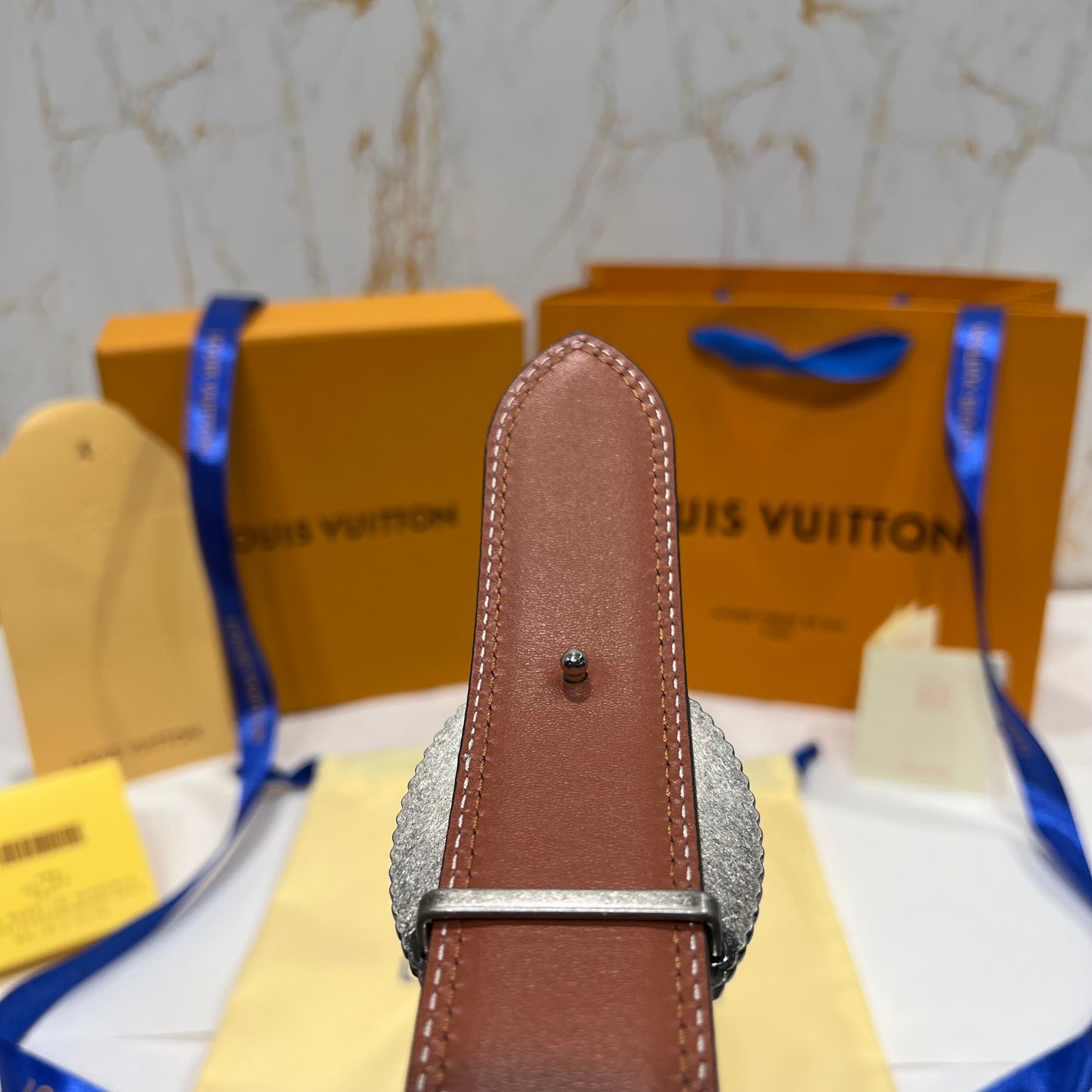 LV Round Logo Reversible Belt Brown/Black