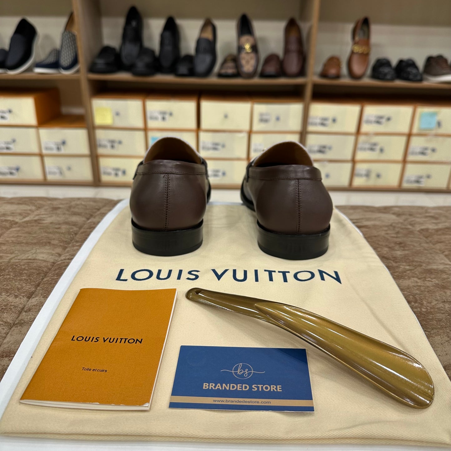 Louis Vuitton - Oxford Major Loafer - Brown White