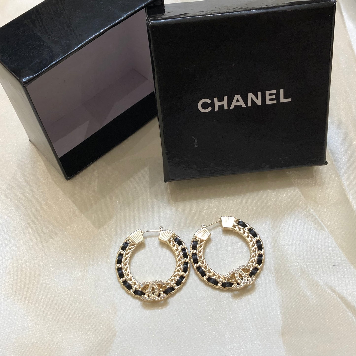 Chanel Black Golden Earrings