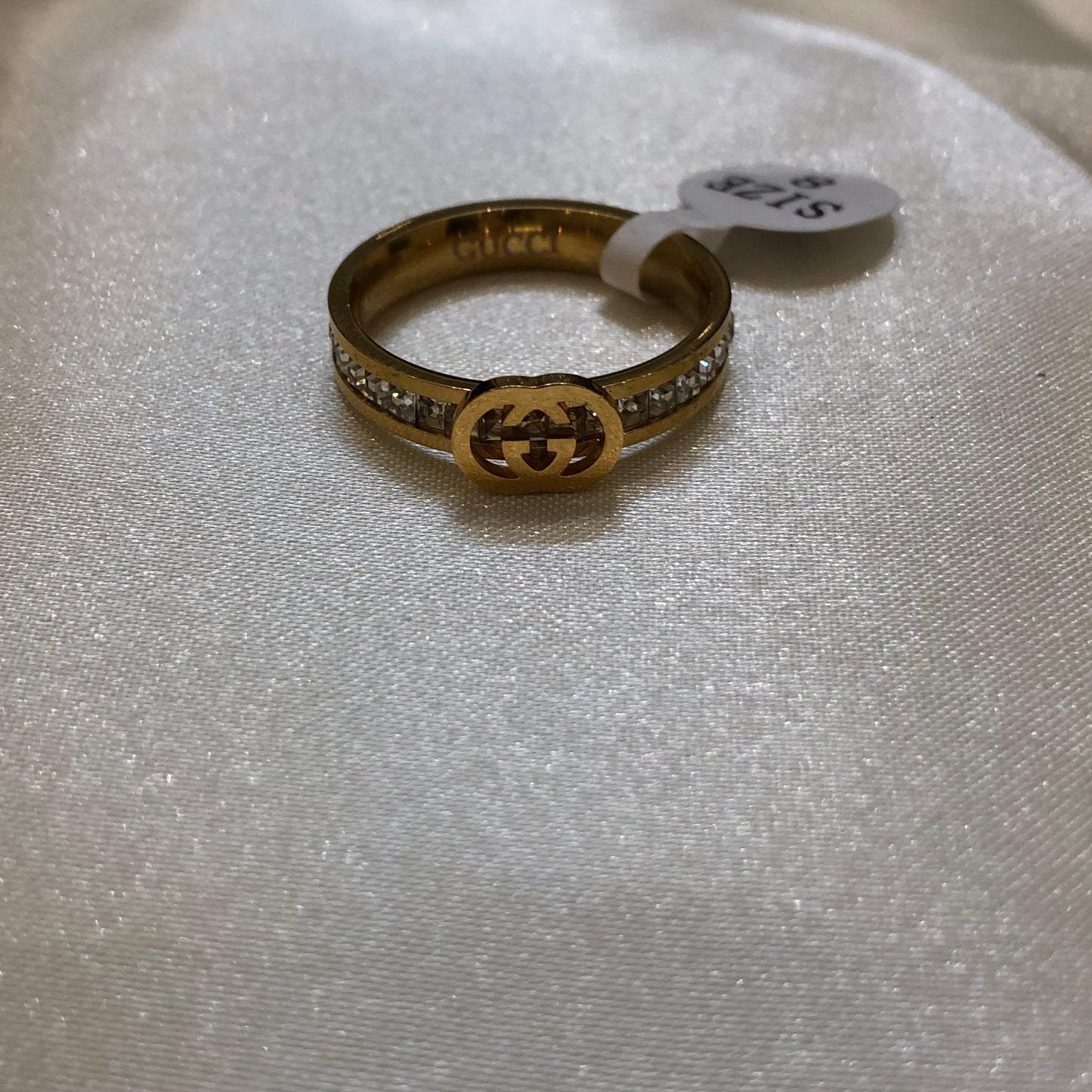 Gucci GG Logo Golden Ring
