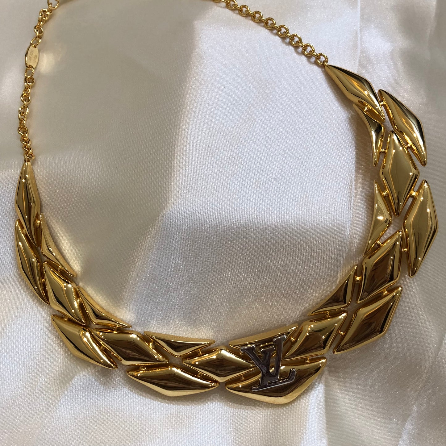 Louis Vuitton Golden Necklace