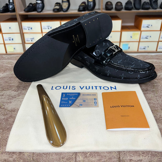 .. Louis.Vuitton New H Black Major Loafers