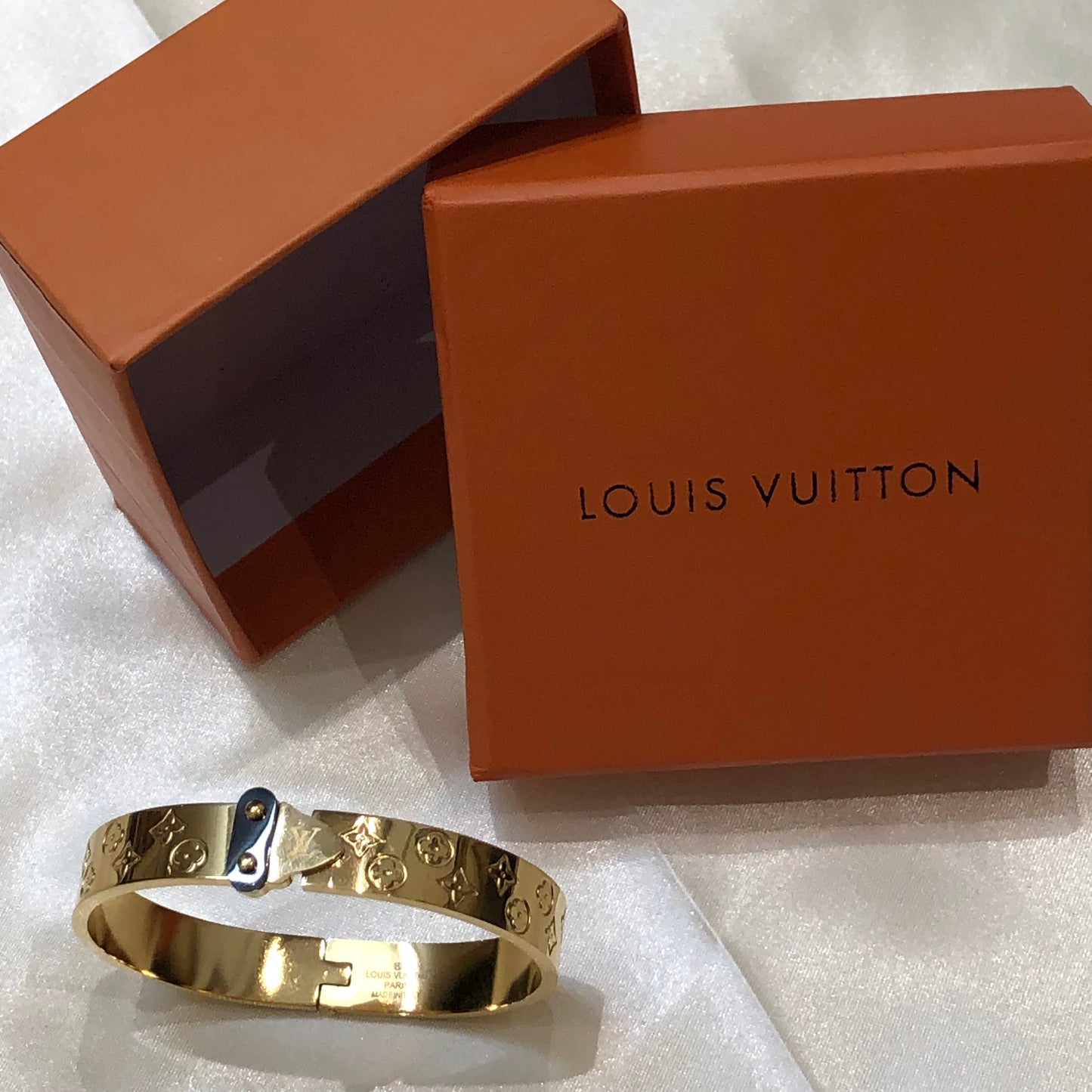Louis Vuitton Mini Embossed Golden Bracelet