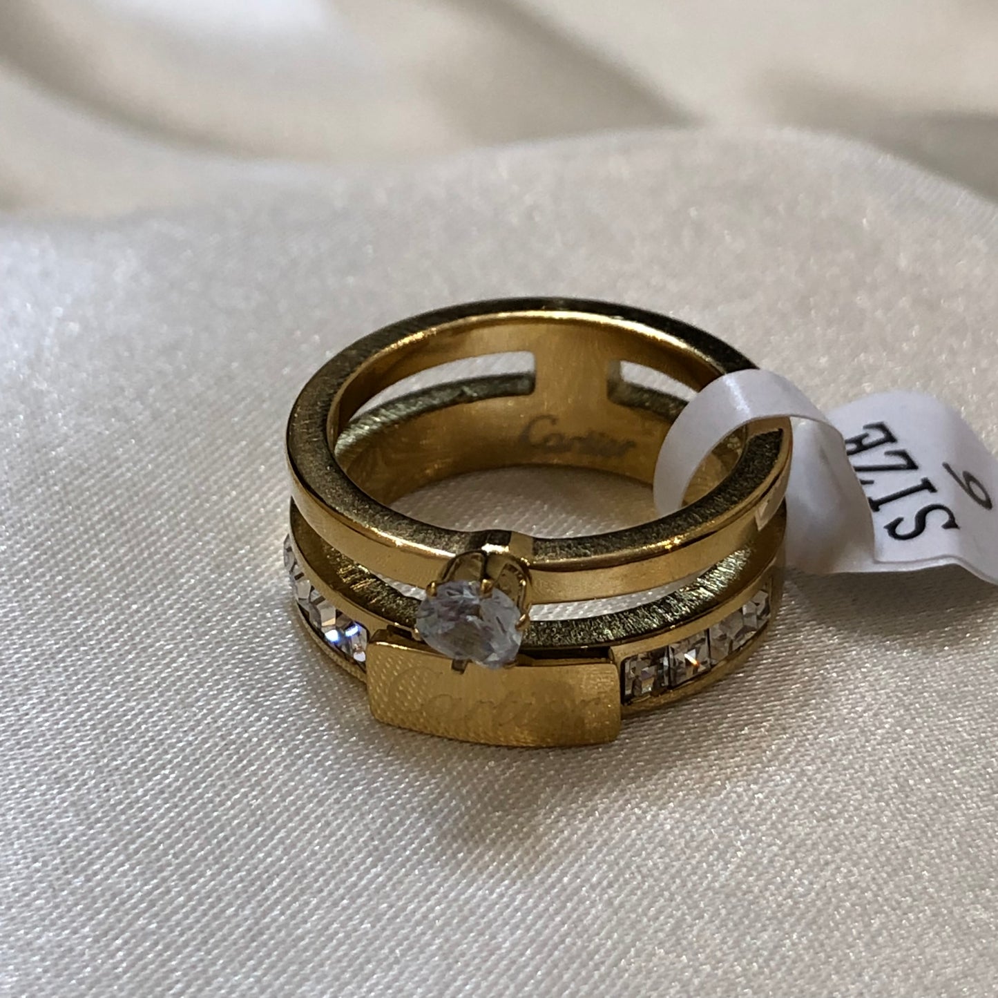 Cartier Logo Golden Ring