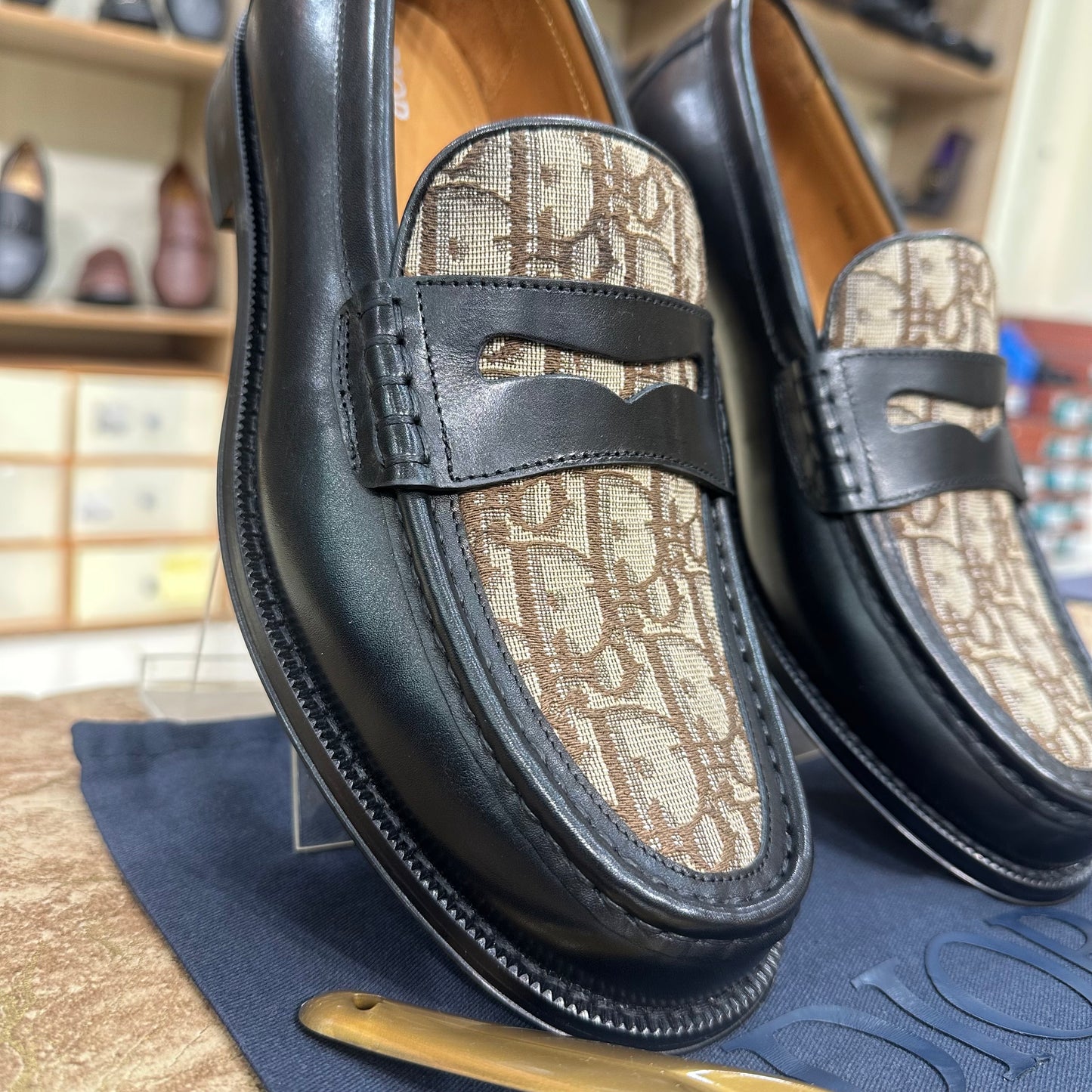 Dior - Granville Loafer Black Brown Major