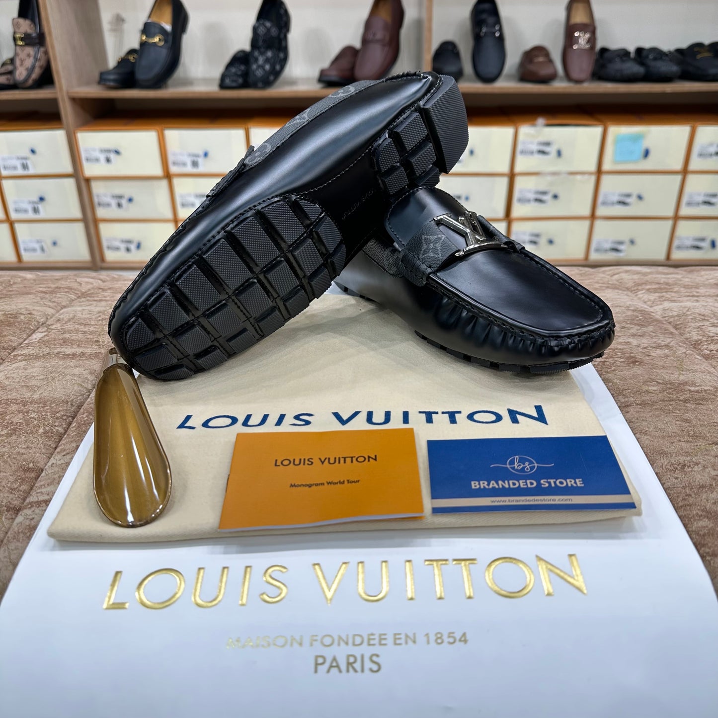 Louis Vuitton Black Flower Normal Loafer