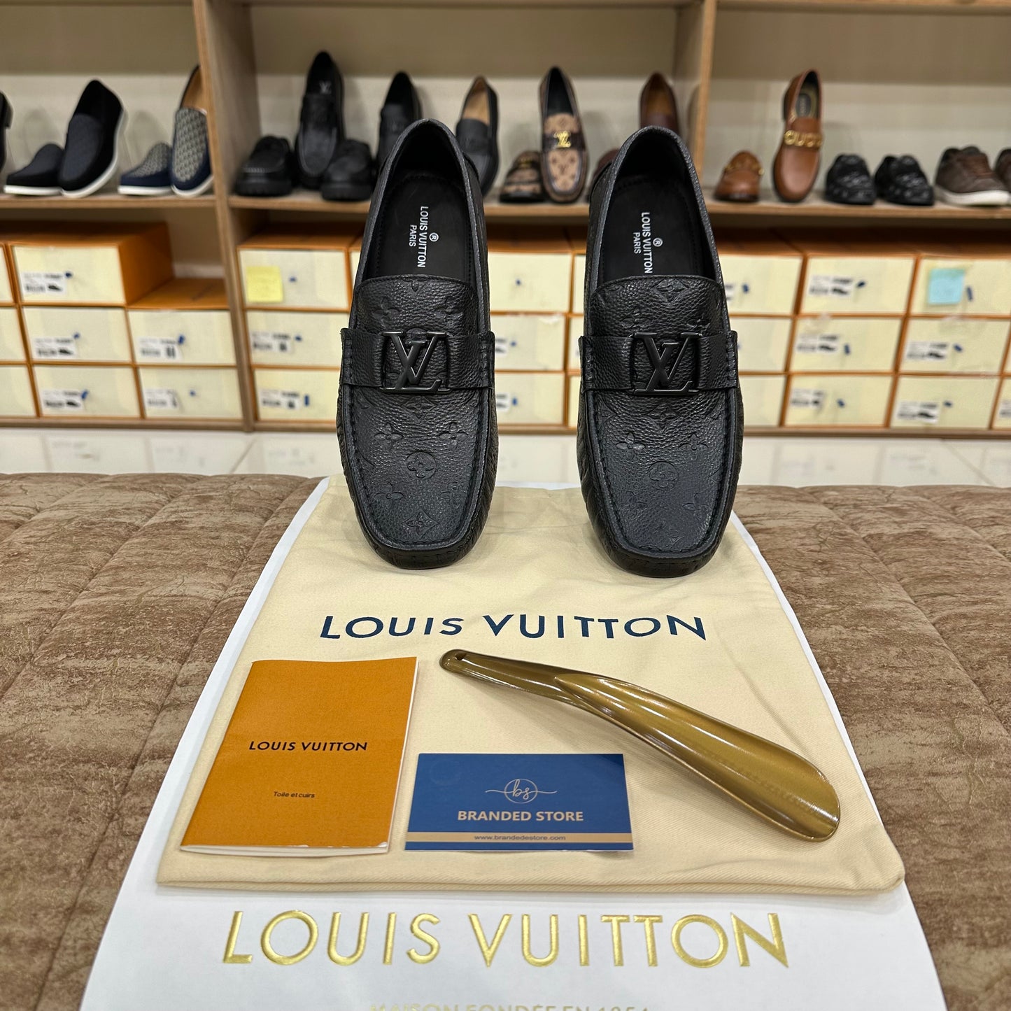 Louis Vuitton Black Embossed Black Buckle Normal Loafer