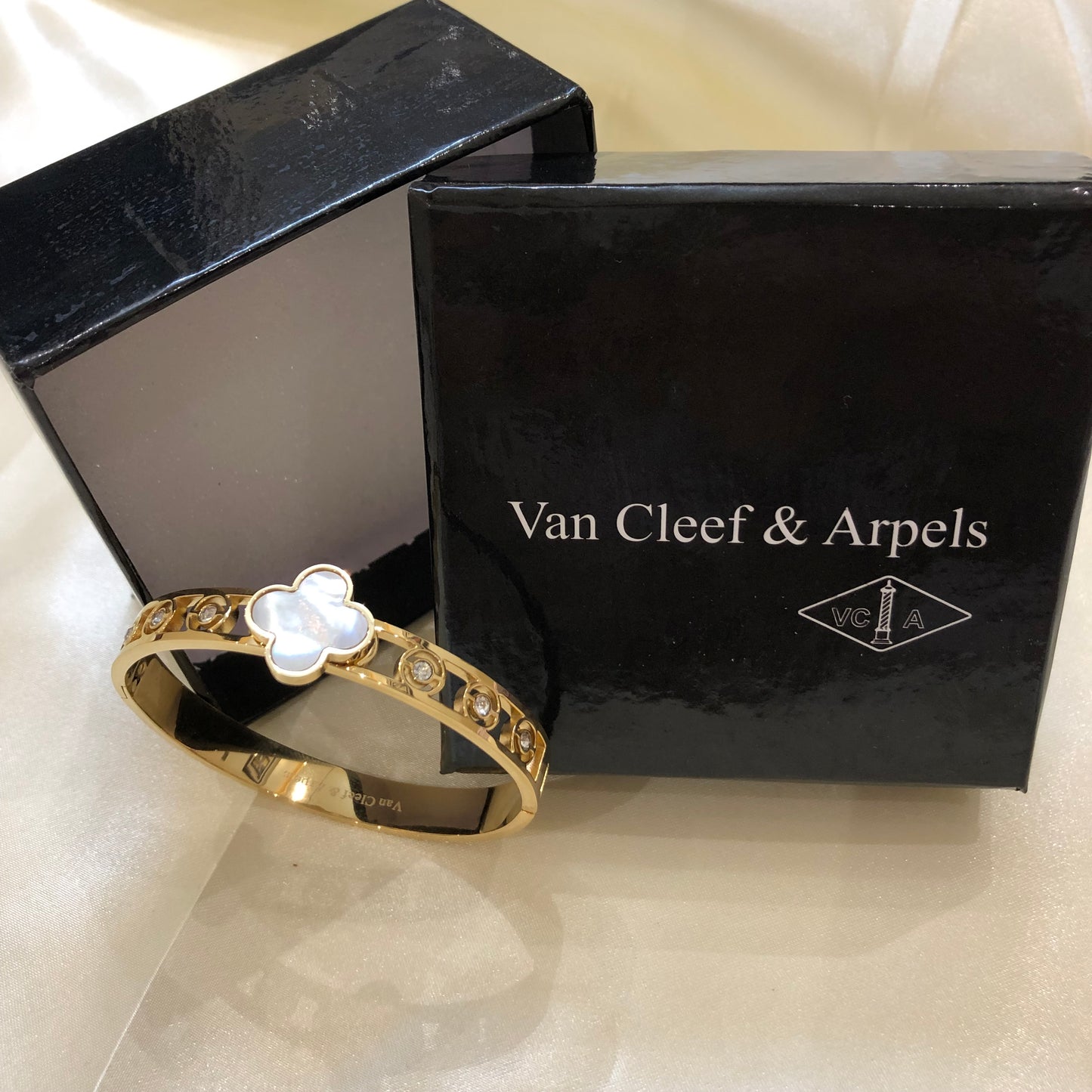 Van Cleef Golden Bracelet