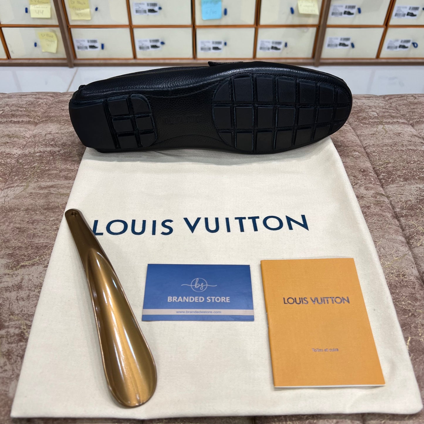 Louis Vuitton Texture Black Silver Logo Normal Loafer