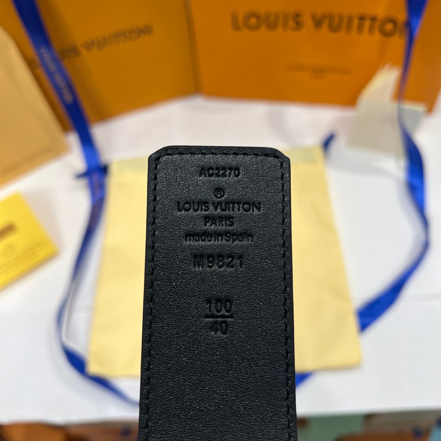 LV Golden Logo Belt Brown Pattern