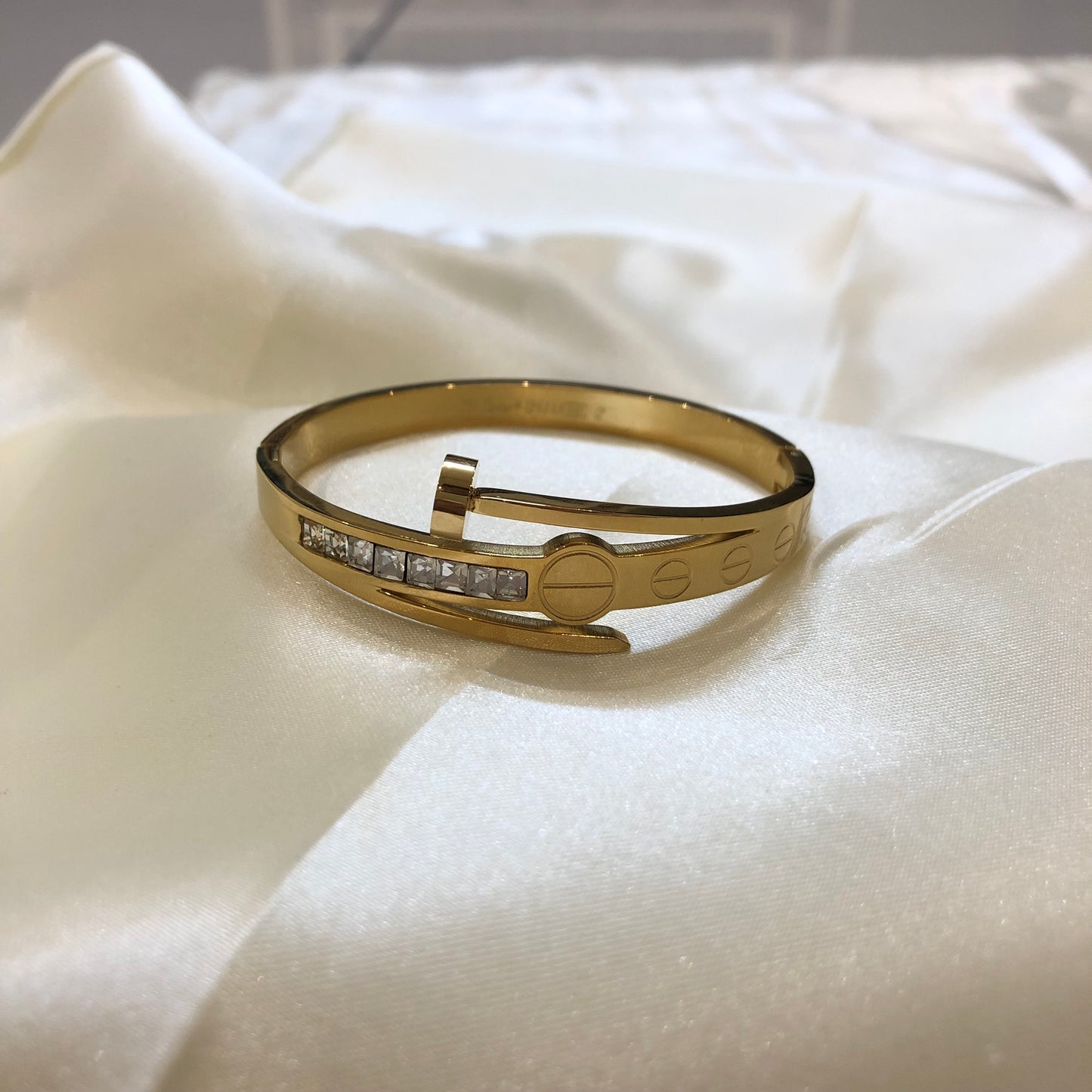 Cartier Golden Round Bracelet