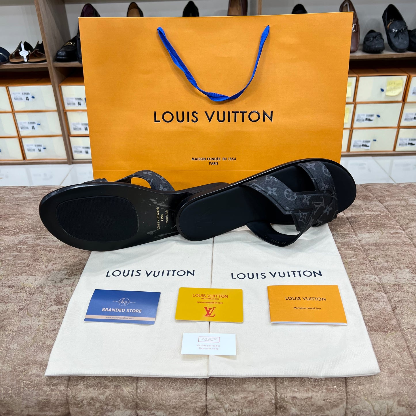 LV Men's Sandal Grey Pattern