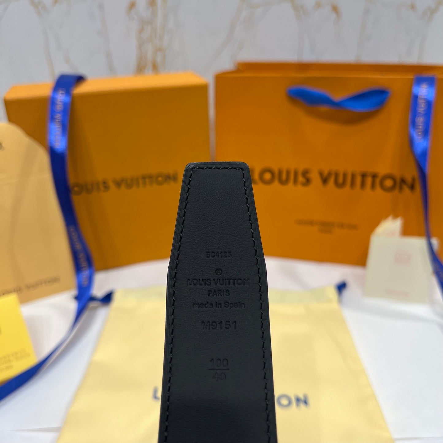 LV Golden Logo Reversible Belt Texture Brown/Black