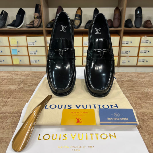 Louis Vuitton LV Oxford Major Loafers