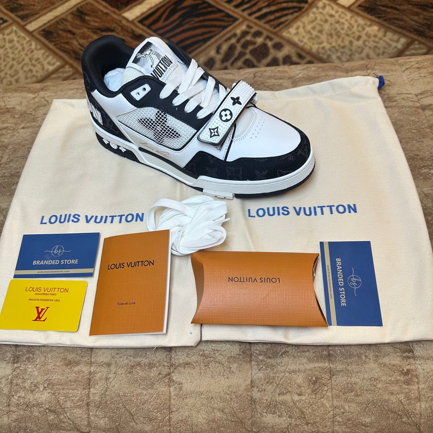 Louis Vuitton Trainer Sneaker - Black & White