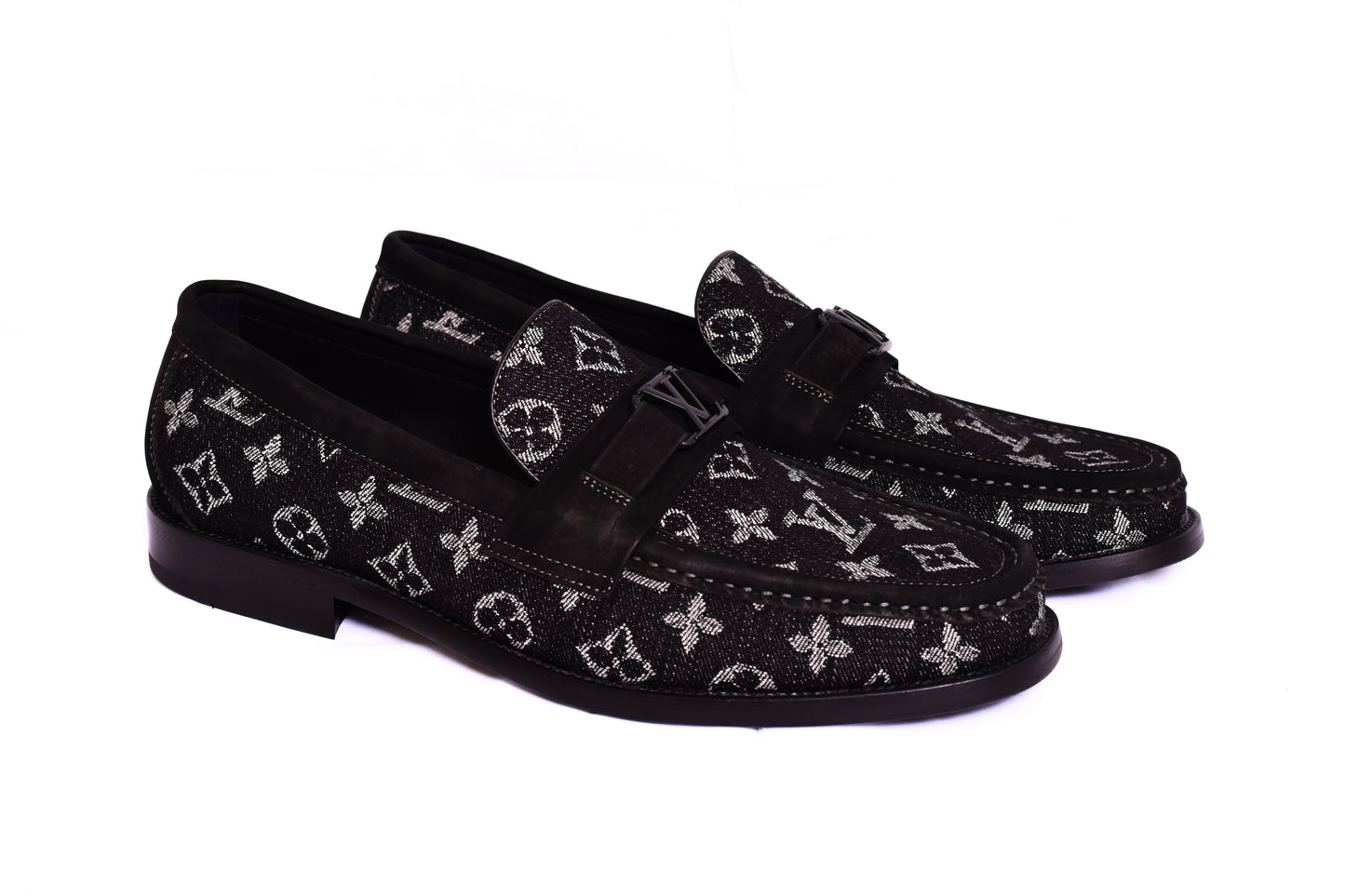 . Louis.Vuitton H White Black Major Loafers