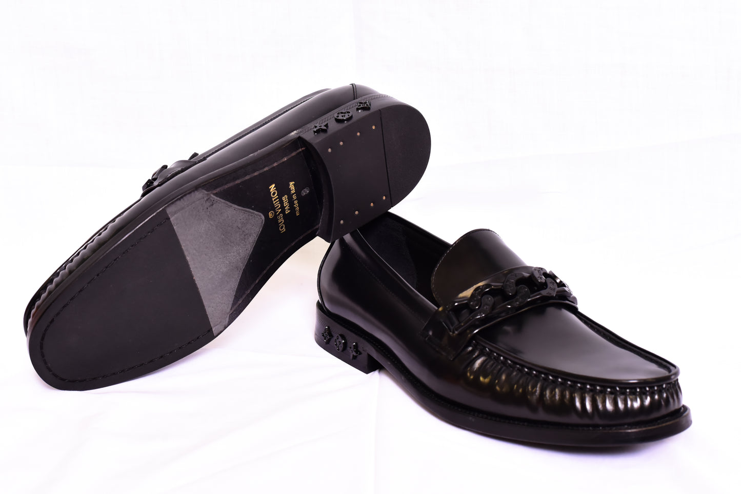 . Louis.Vuitton Chain Black Major Loafers