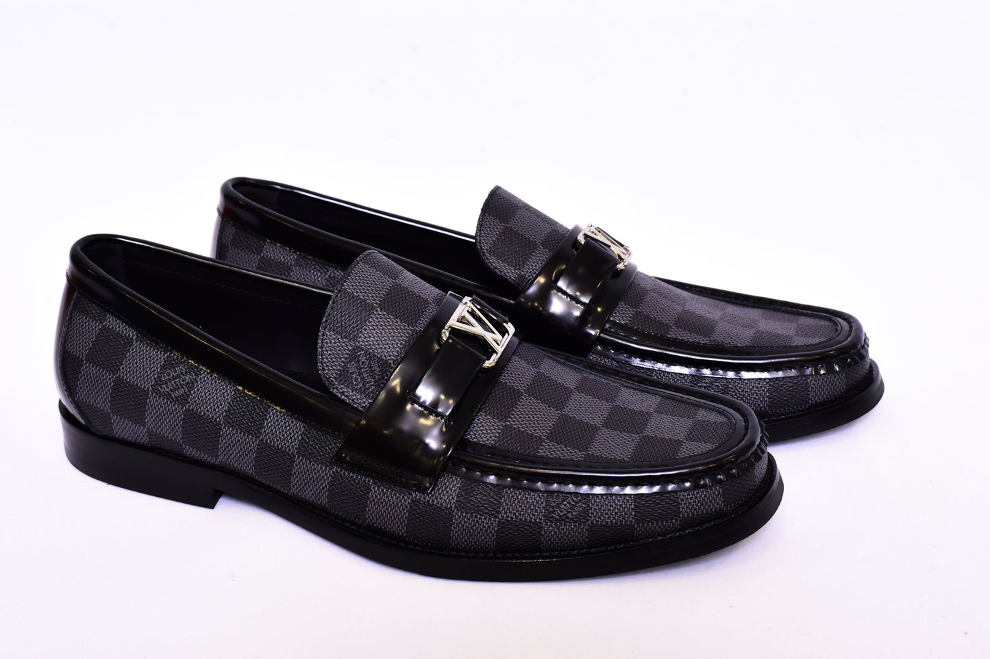 .Louis.Vuitton Grey Check Major Loafers