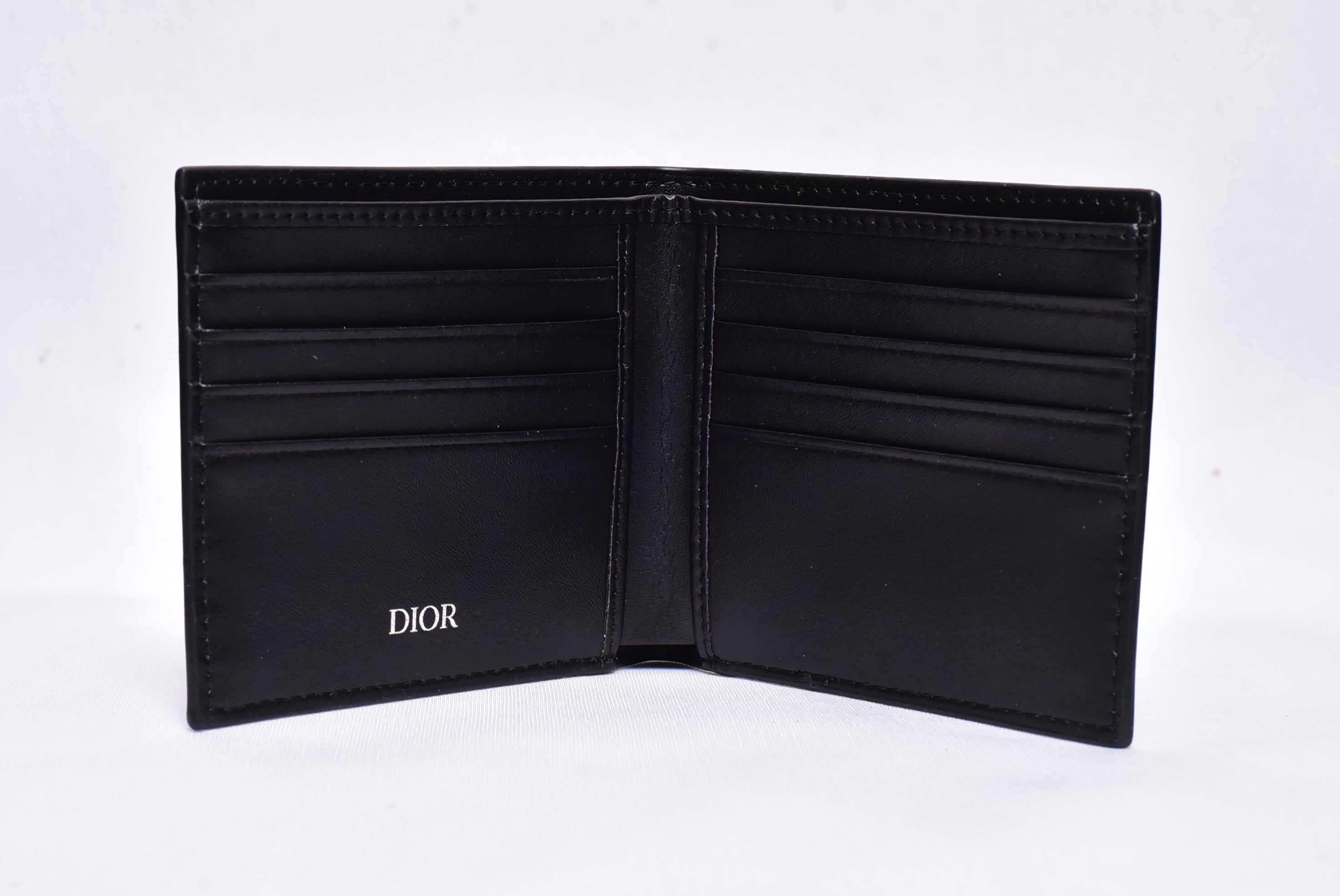 dior-caro-iconbag-007.jpg