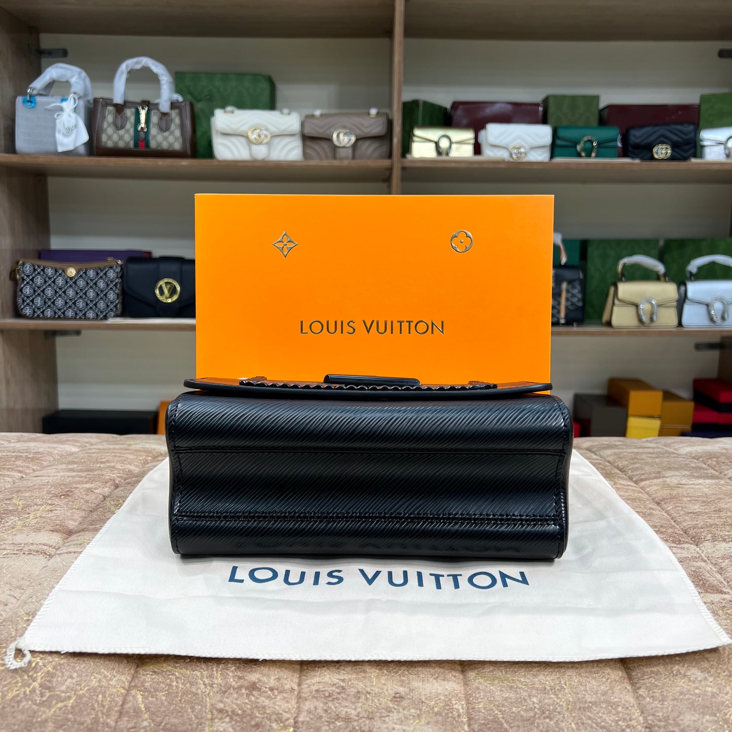 Louis.Vuitton Brown Pattern Bag