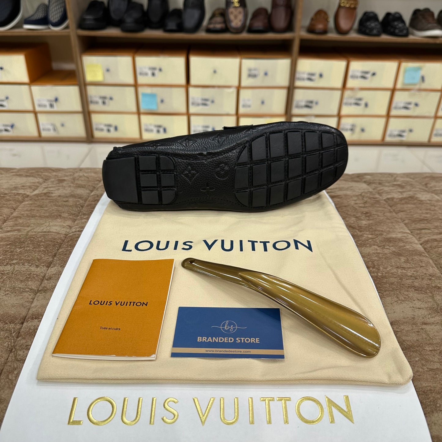 Louis Vuitton Black Embossed Black Buckle Normal Loafer