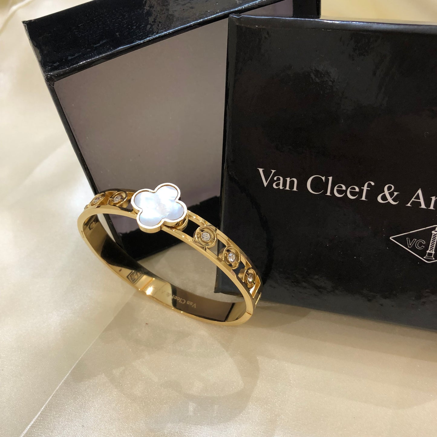 Van Cleef Golden Bracelet