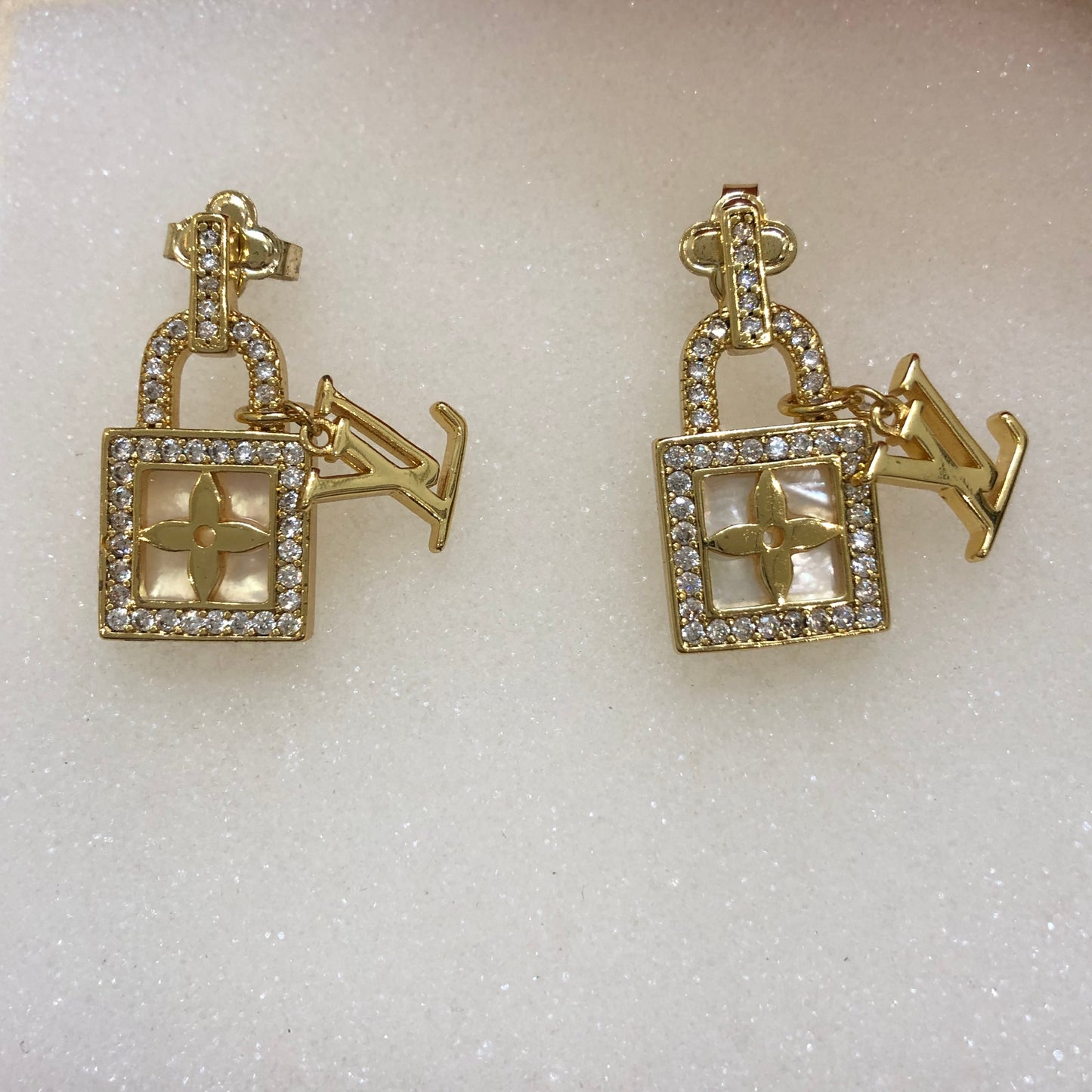 Louis Vuitton Mini Lock Golden Earrings