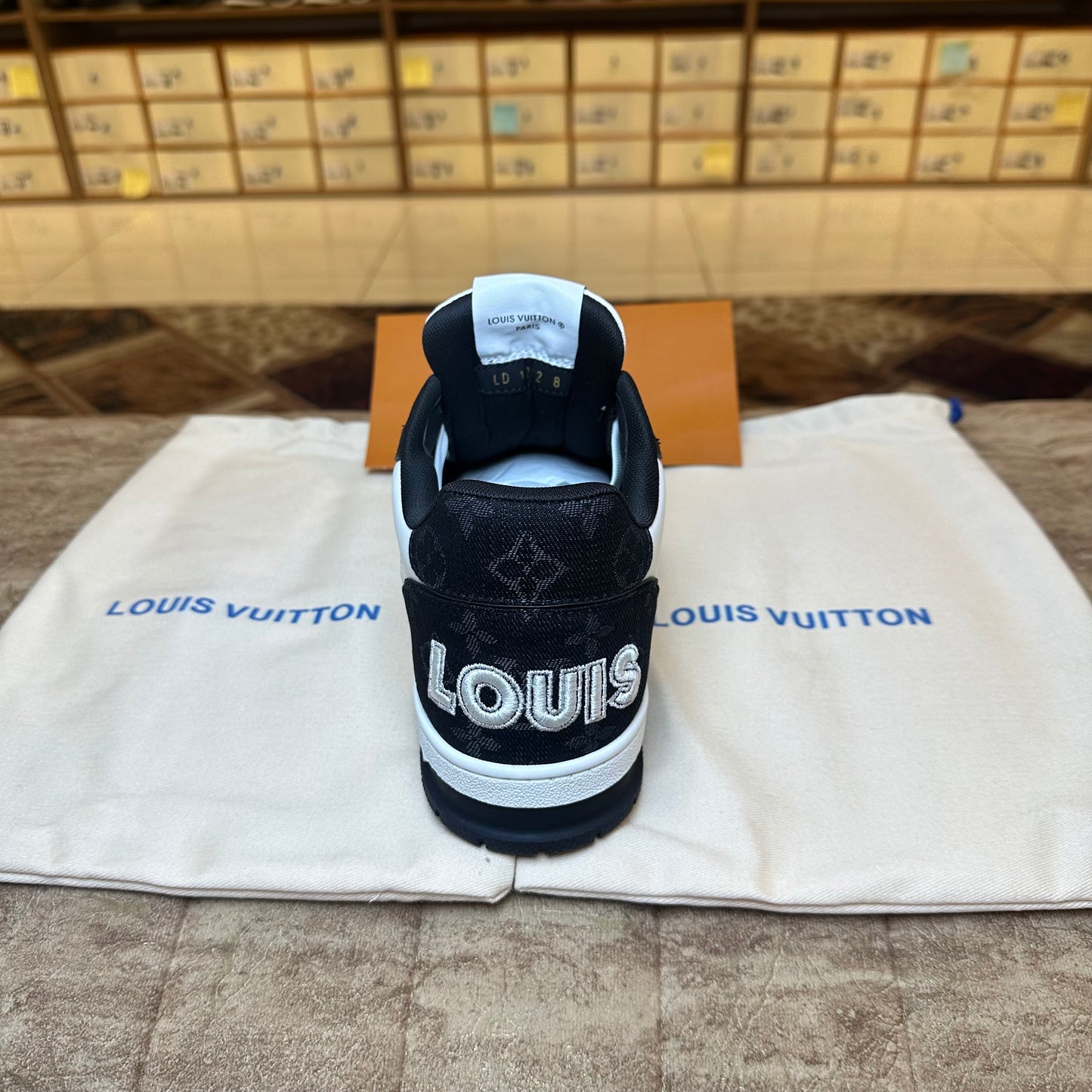 Louis Vuitton Trainer Sneaker - Black & White