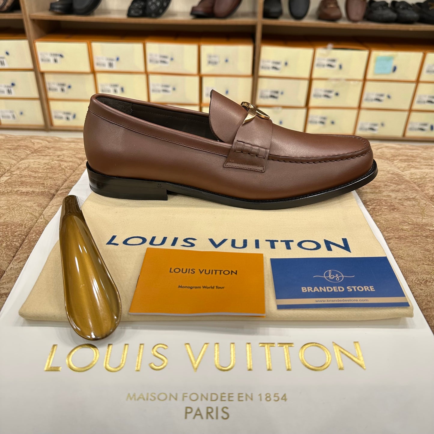 Louis Vuitton - Oxford Major Loafer - Brown