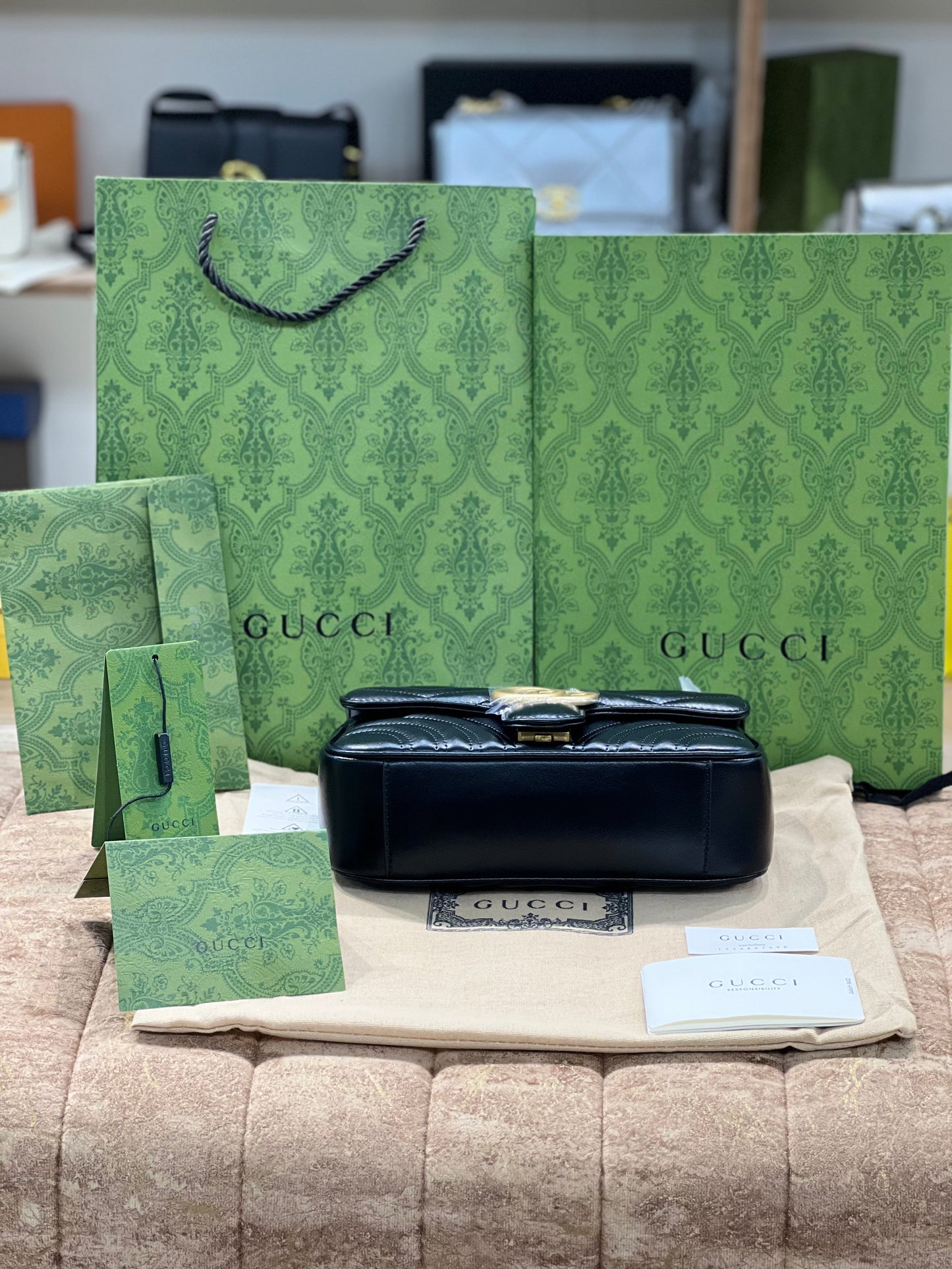 Gucci GG Marmont Shoulder Bag Small