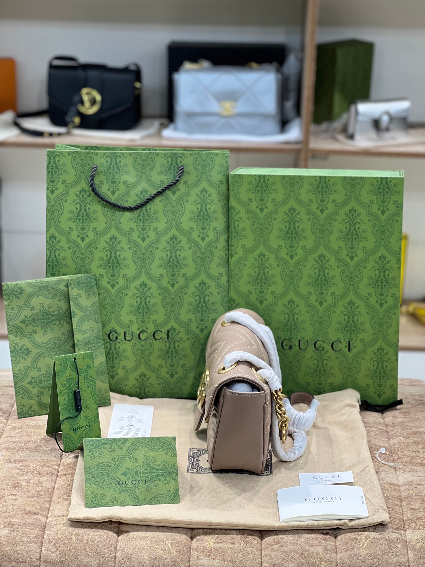 Gucci GG Marmont Shoulder Bag Small