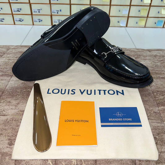 . Louis.Vuitton Silver Chain Black Major Loafers