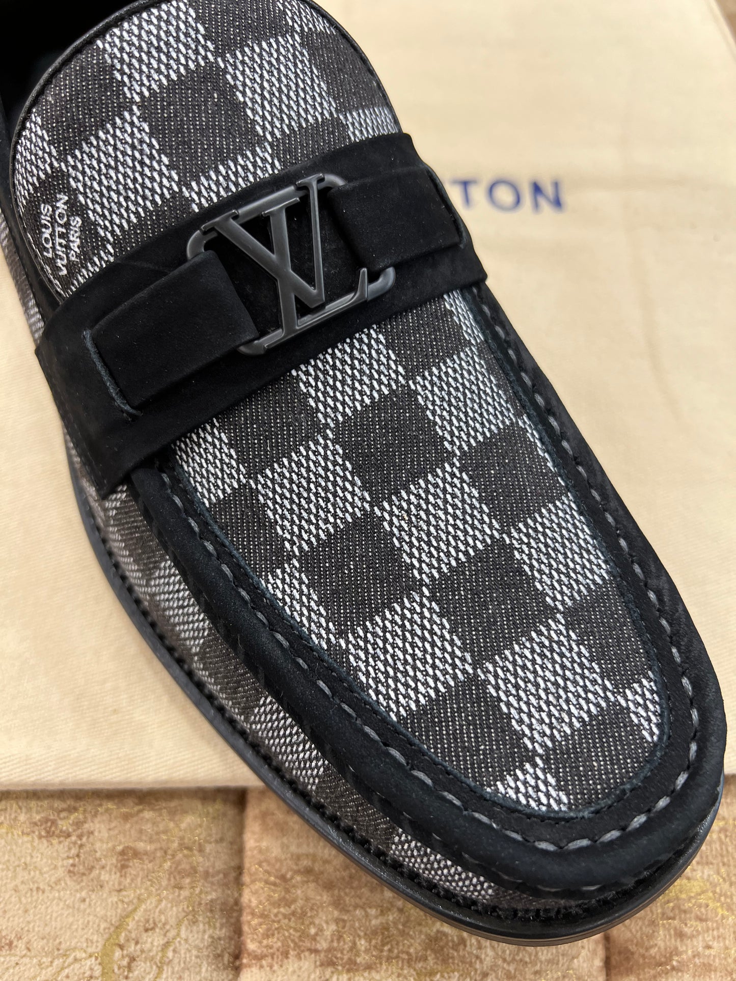 . Louis.Vuitton Black Check Major Loafers